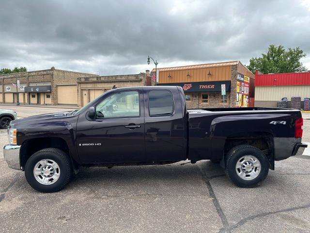 Used 2008 Chevrolet Silverado 2500 LTZ w/ Safety Package AWD/4WD image 7