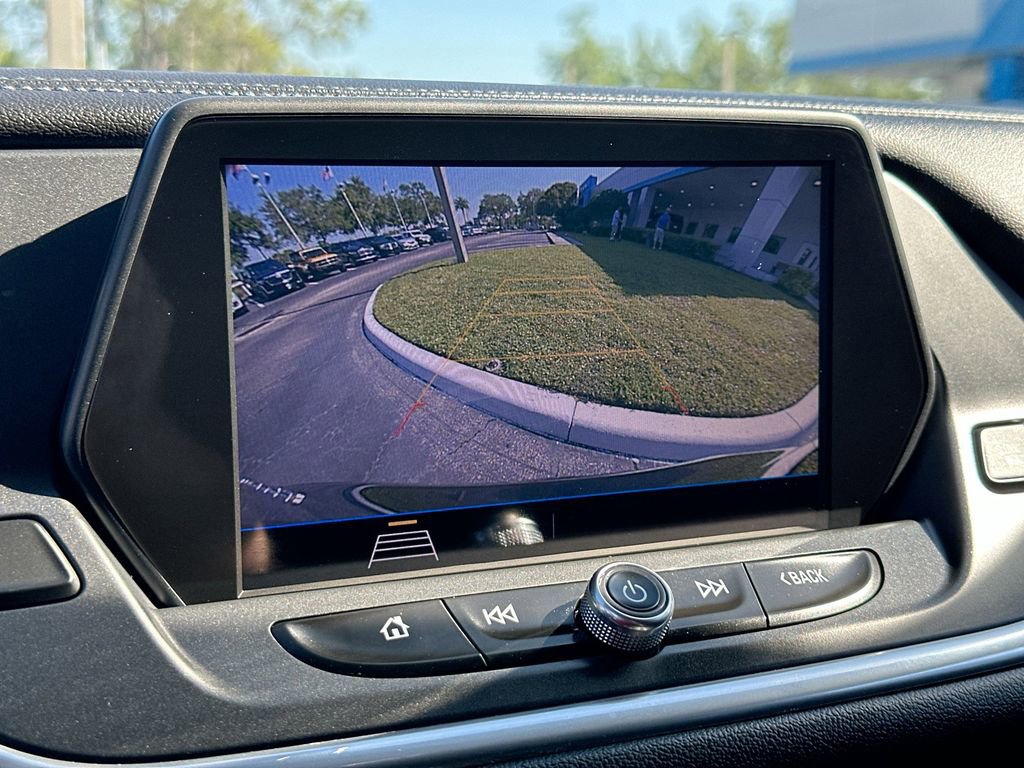 Used 2019 Chevrolet Blazer LT FWD image 13