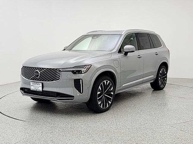 New 2026 Volvo XC90 T8 Plus