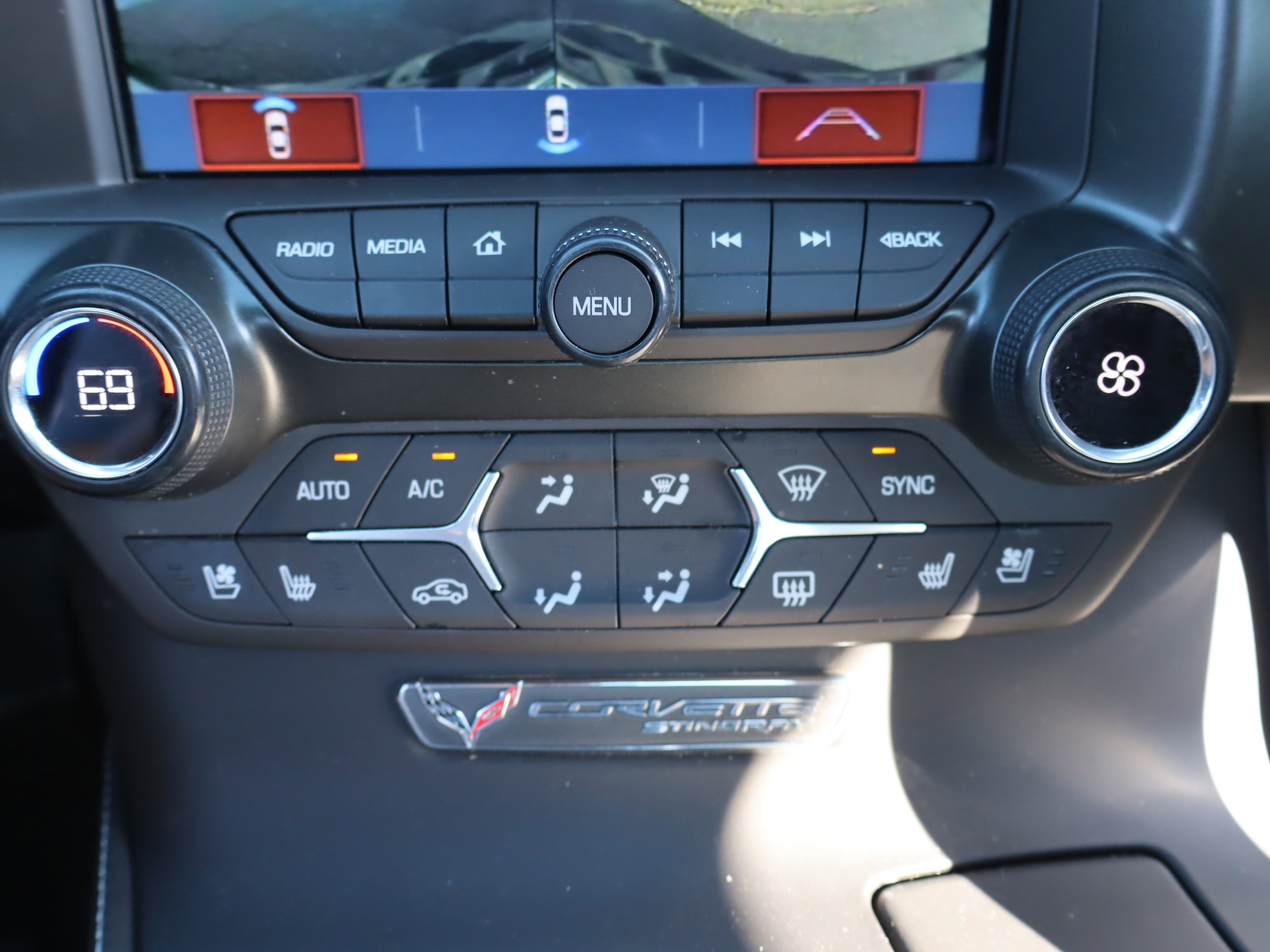 Used 2019 Chevrolet Corvette Stingray Convertible w/ 3LT Preferred Equipment Group RWD image 28