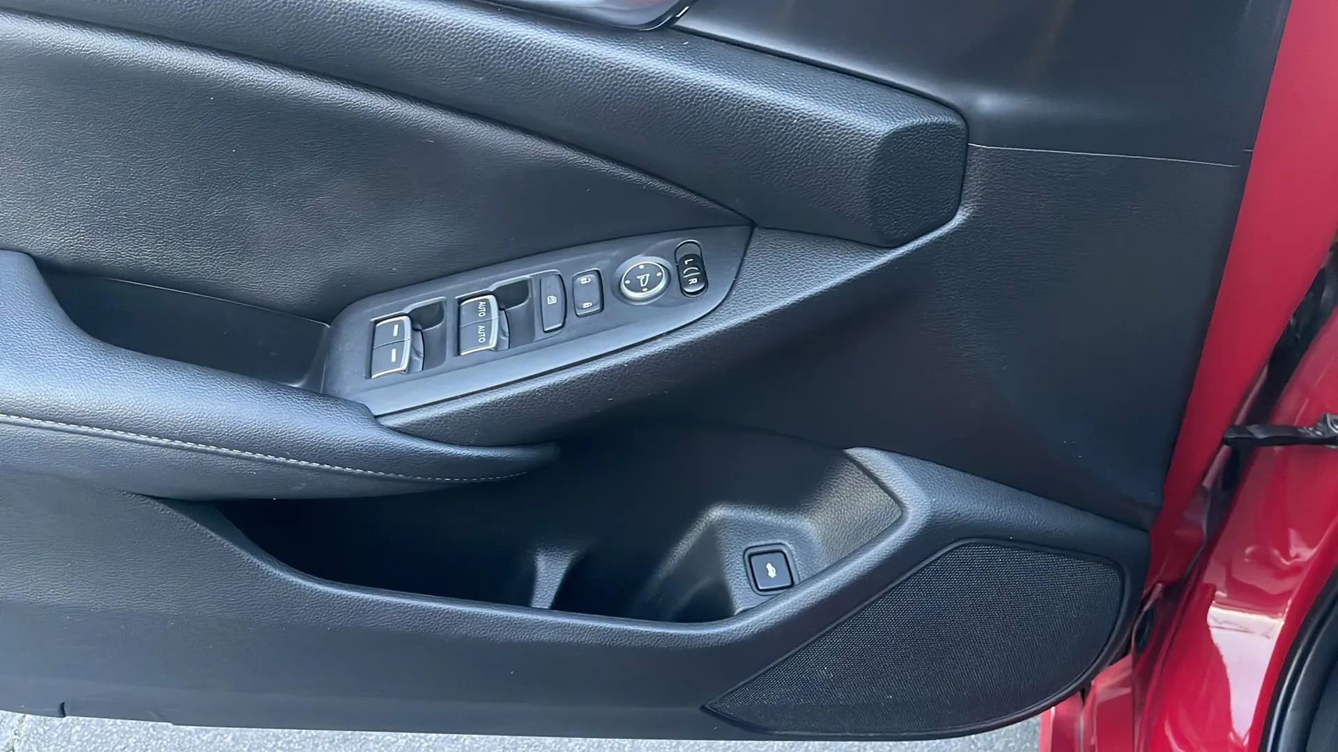 Used 2020 Honda Accord Sport image 12