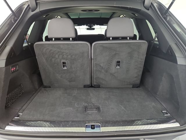 Used 2025 Audi Q7 3.0T Premium Plus AWD/4WD image 38