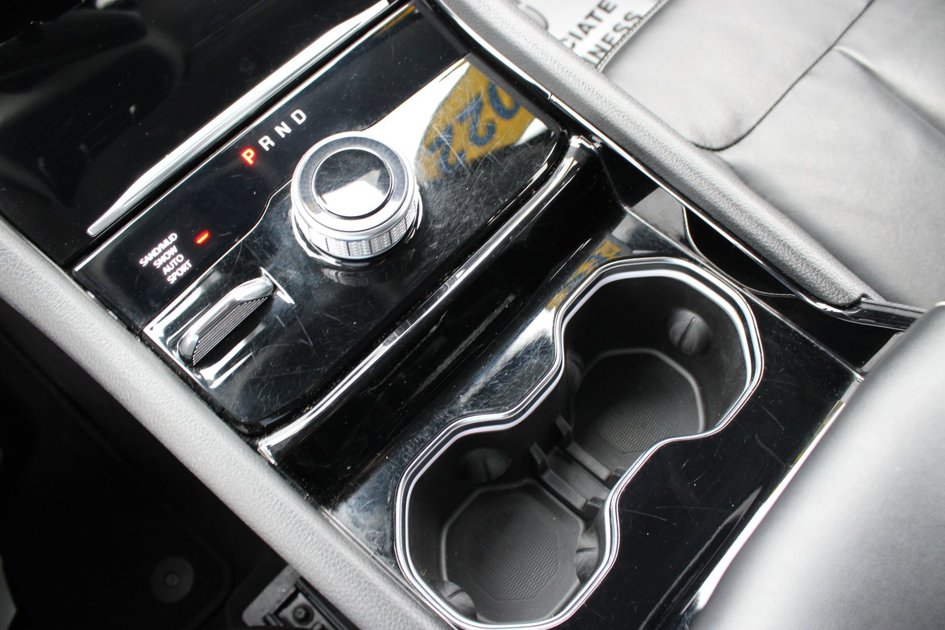 Used 2022 Jeep Grand Cherokee Limited image 40