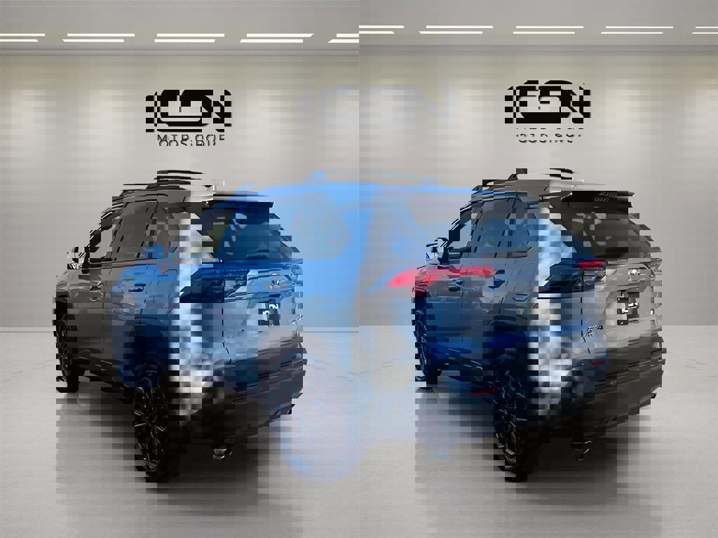Used 2024 Toyota RAV4 XLE Premium image 6