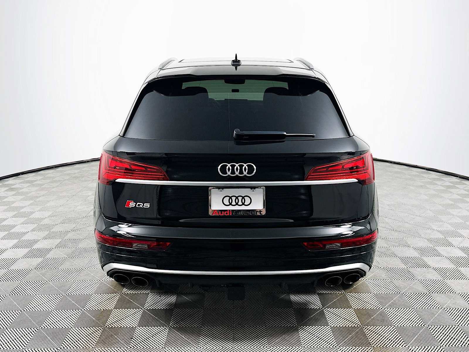 Used 2022 Audi SQ5 Premium Plus w/ Premium Plus Package image 6