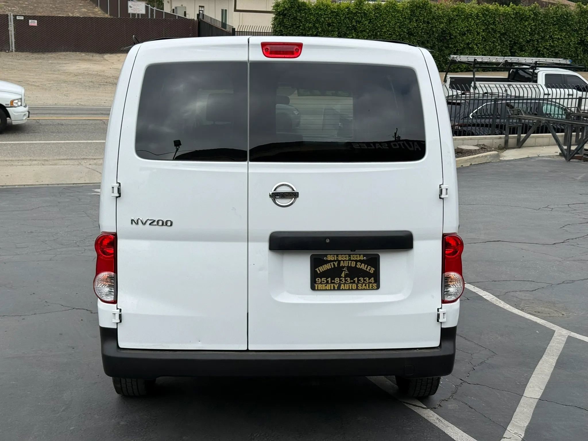 Used 2021 Nissan NV200 S w/ Back Door Glass Package image 3