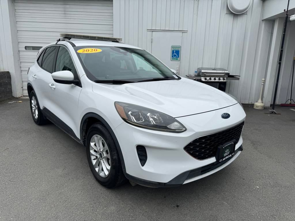 Used 2020 Ford Escape SE image 7