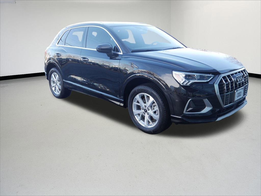 Used 2023 Audi Q3 2.0T Premium w/ Convenience Package image 7