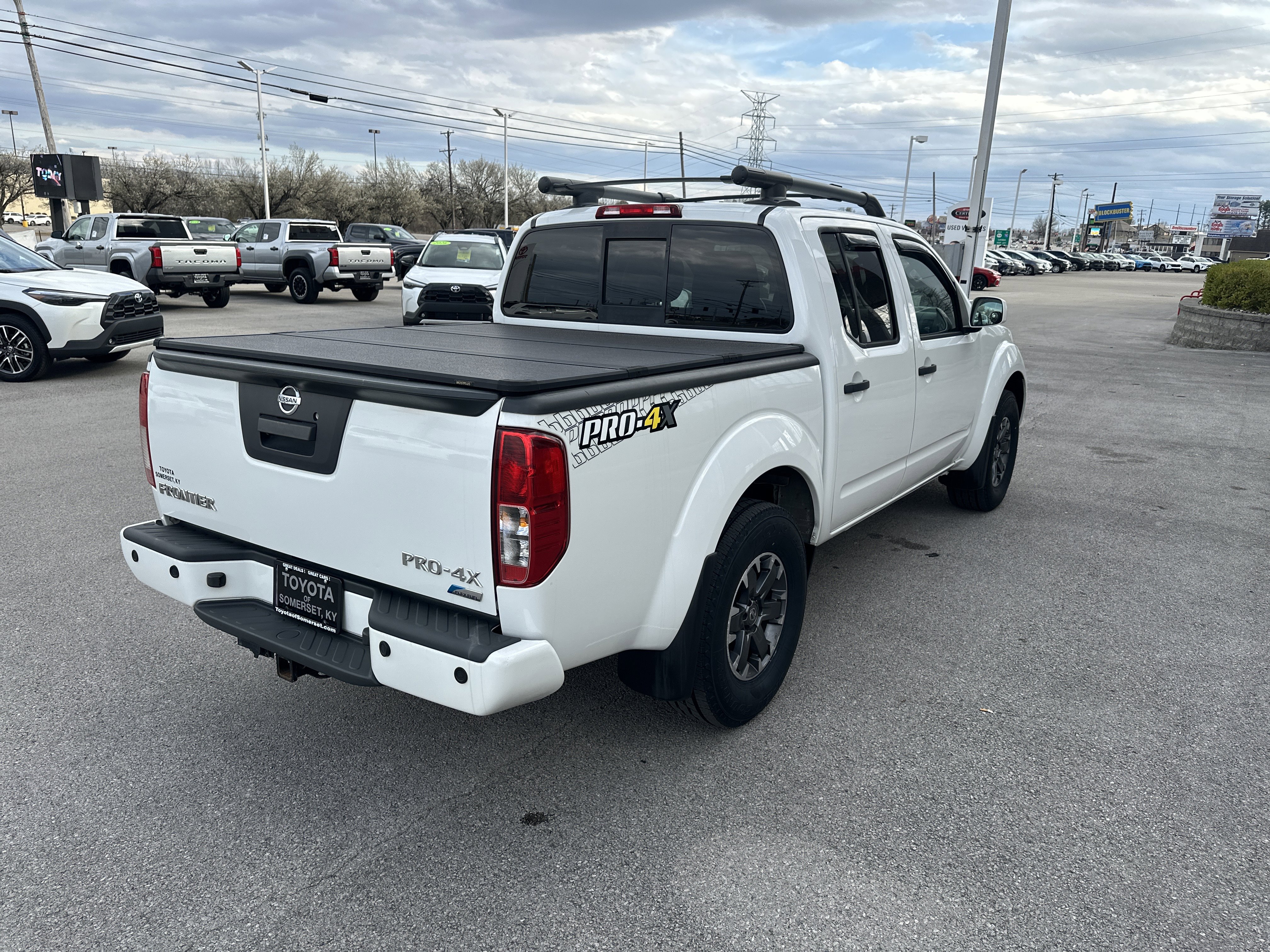 Used 2018 Nissan Frontier PRO-4X w/ Pro-4x Luxury Package image 5
