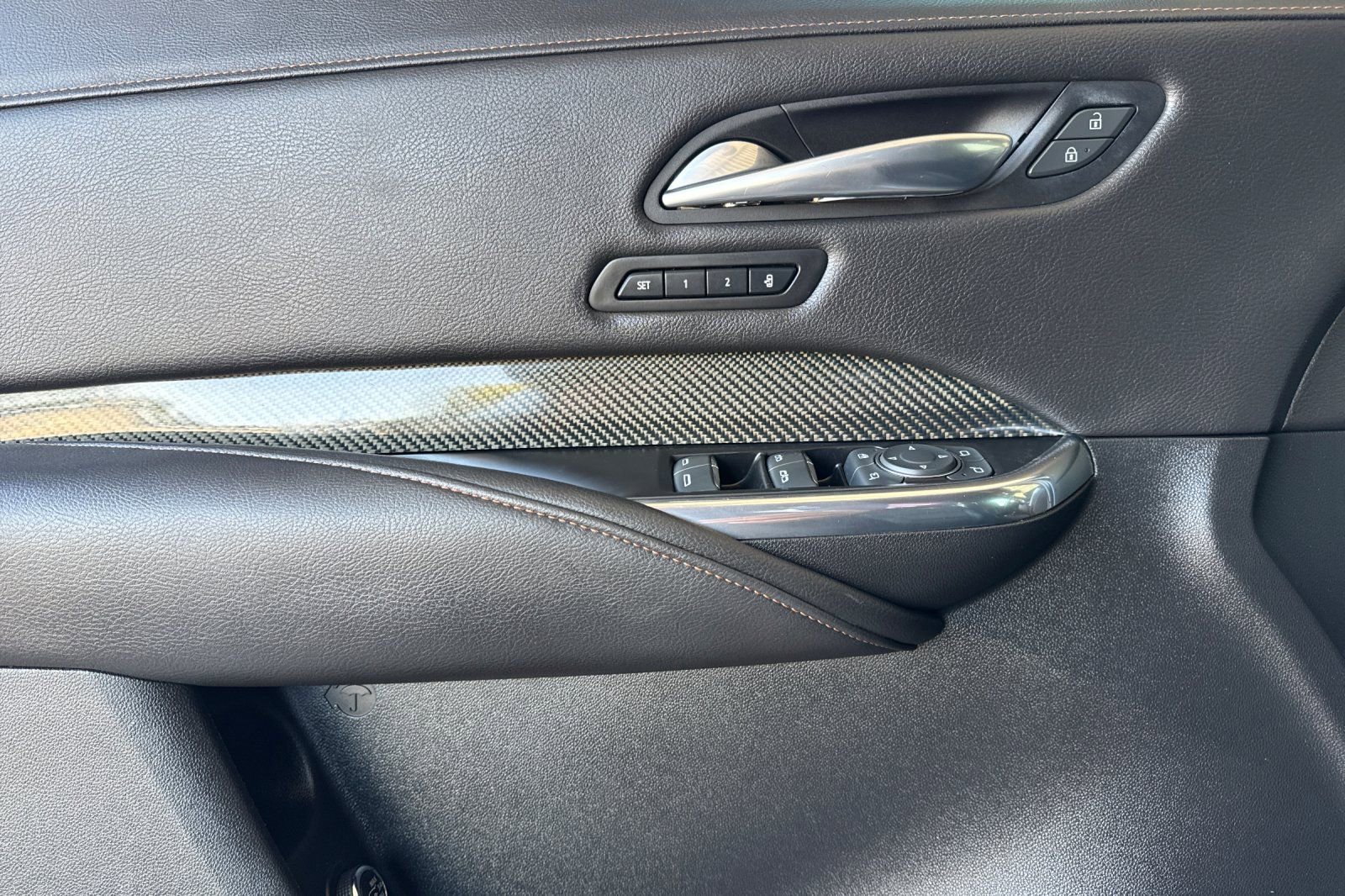 Used 2019 Cadillac XT4 Sport w/ Driver Awareness Package image 10