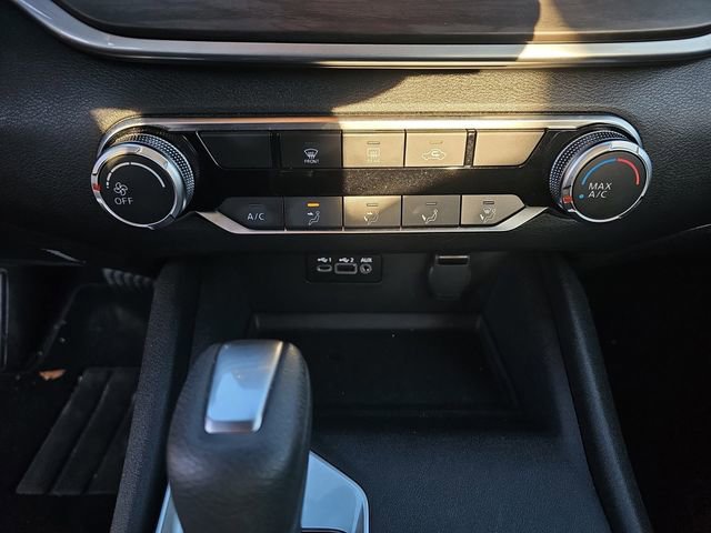 Used 2025 Nissan Altima 2.5 SV image 21