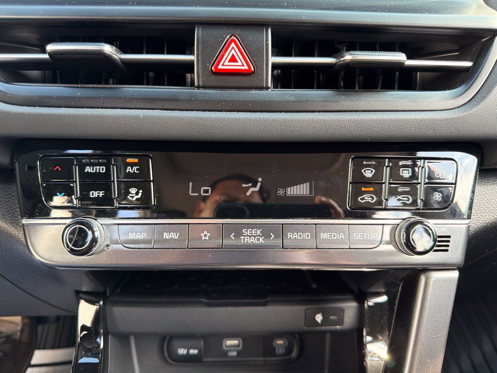 Used 2025 Kia Seltos EX w/ EX Sunroof Package AWD/4WD image 32