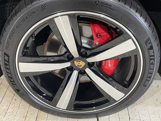 New 2026 Porsche Macan S image 11