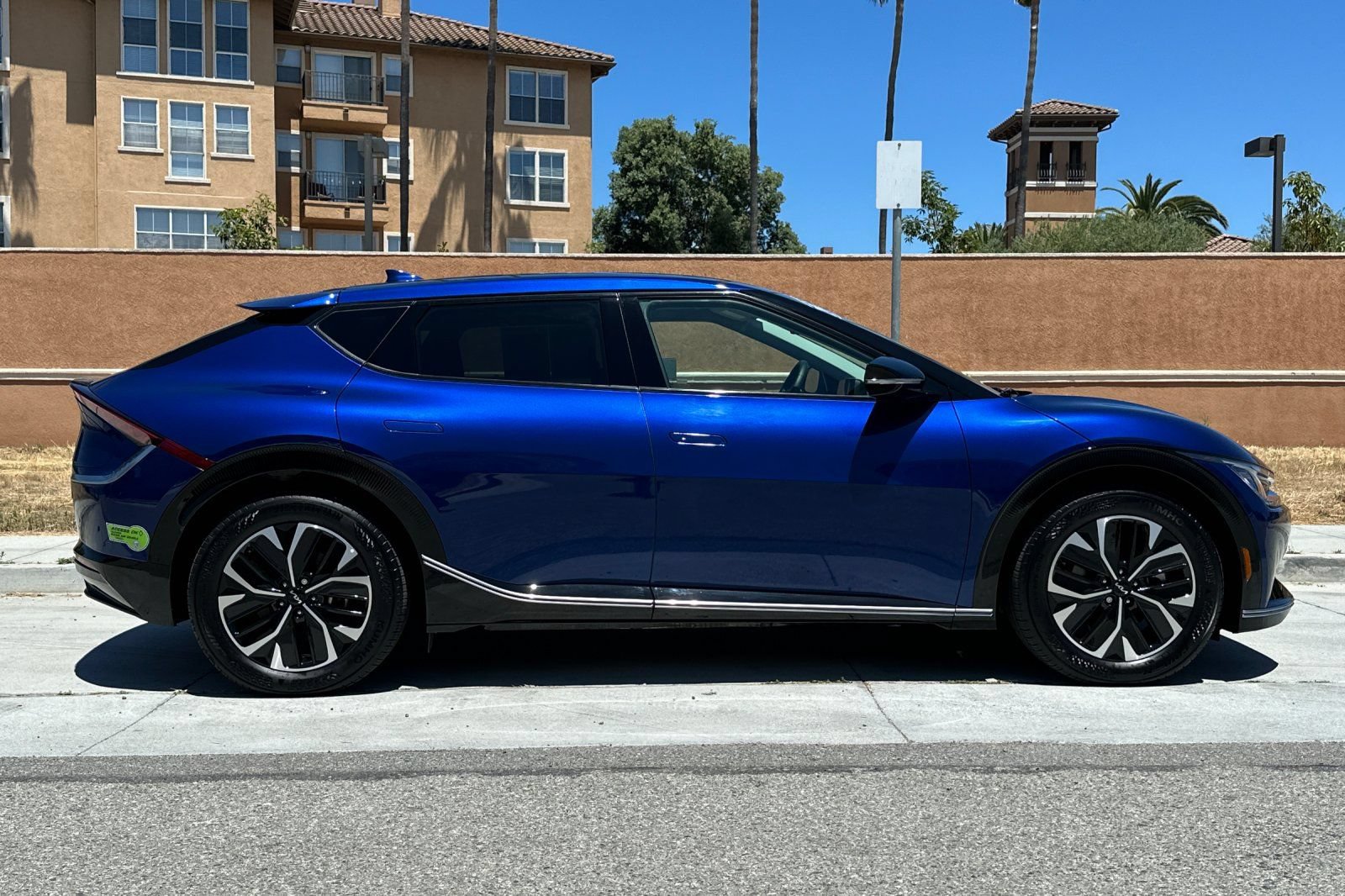Used 2023 Kia EV6 Wind AWD/4WD image 3