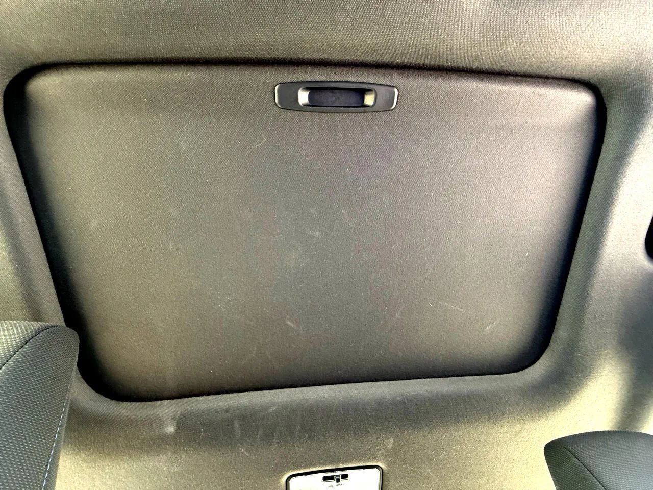 Used 2022 Toyota Corolla SE w/ SE Premium Package image 19