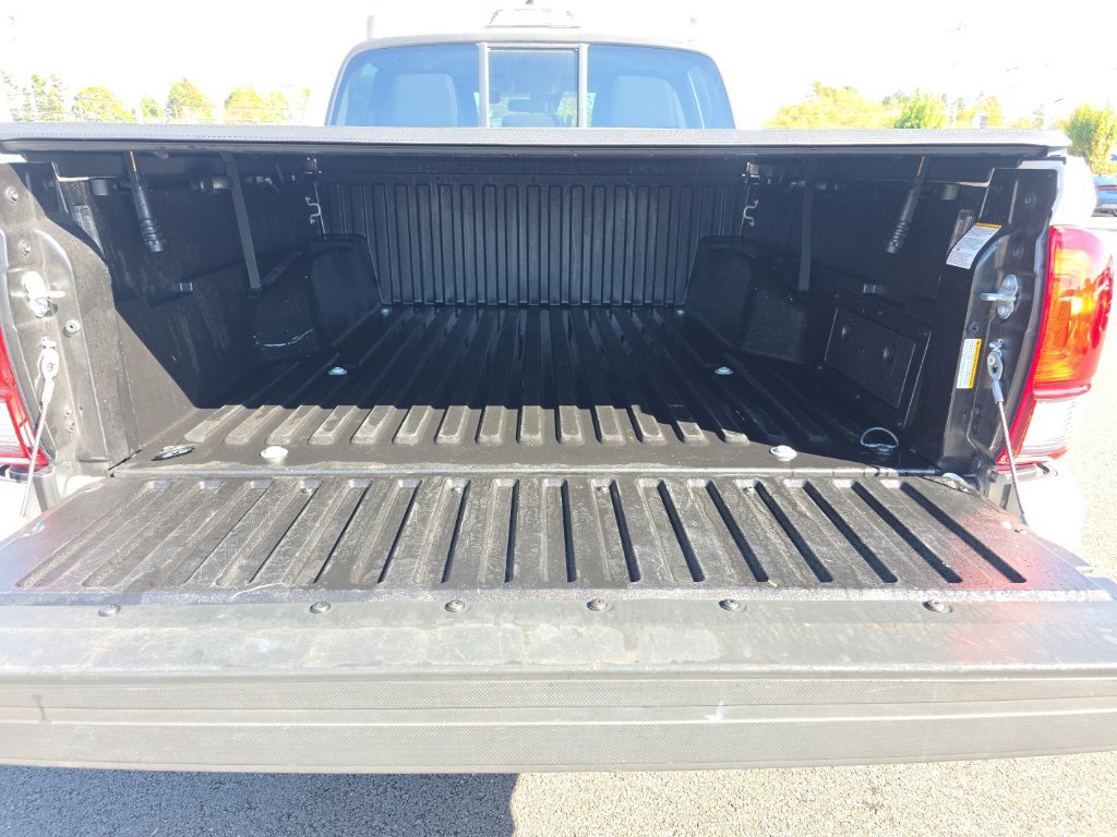 Certified 2023 Toyota Tacoma SR AWD/4WD image 6