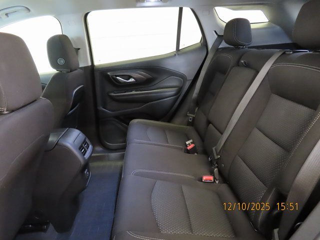Used 2022 GMC Terrain SLE w/ Driver Convenience Package image 28