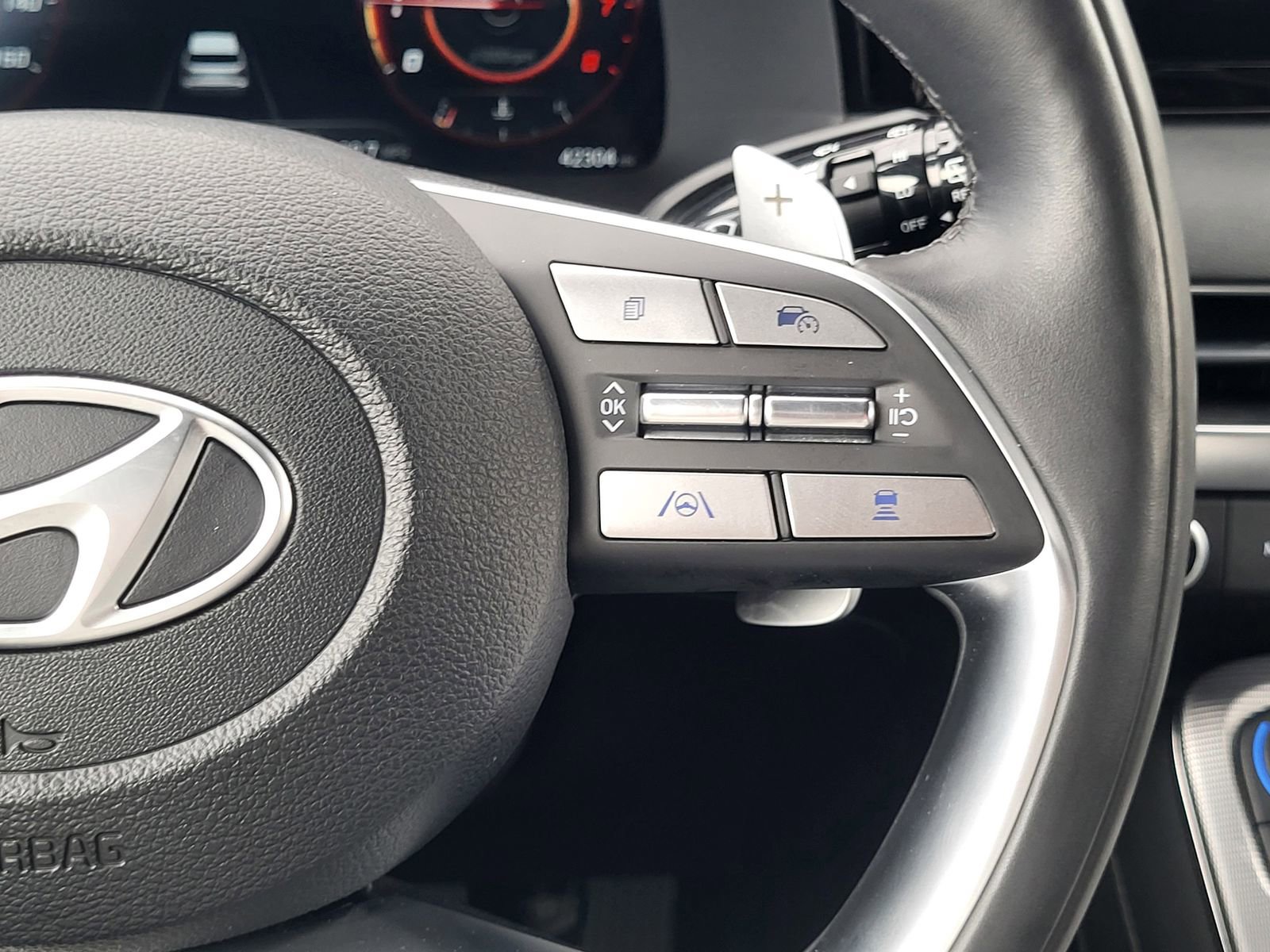 Used 2024 Hyundai Palisade Calligraphy image 15