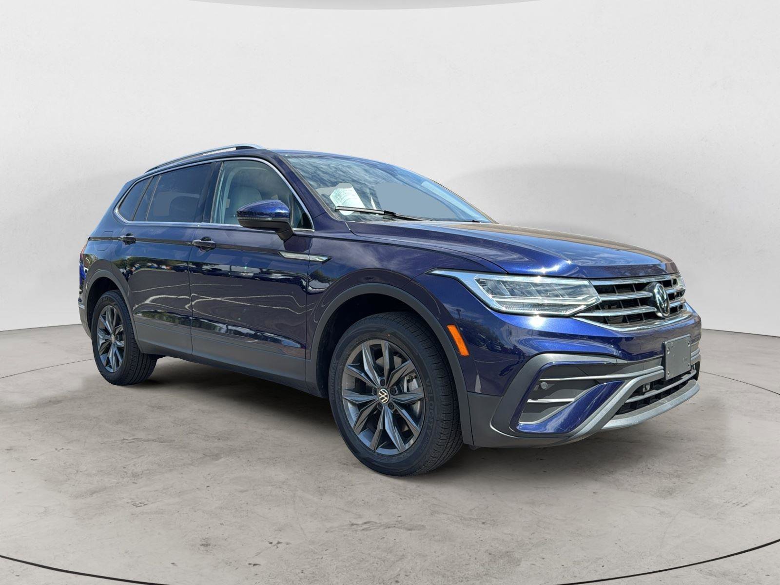 Used 2023 Volkswagen Tiguan SE