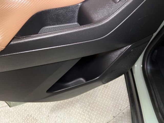 Used 2025 Chevrolet Equinox ACTIV w/ Safety and Technology Package image 58