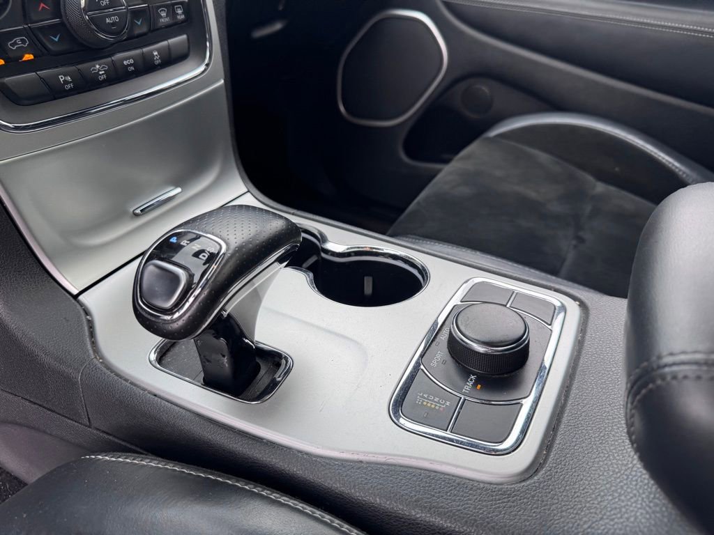 Used 2014 Jeep Grand Cherokee SRT8 w/ Luxury Group II image 17