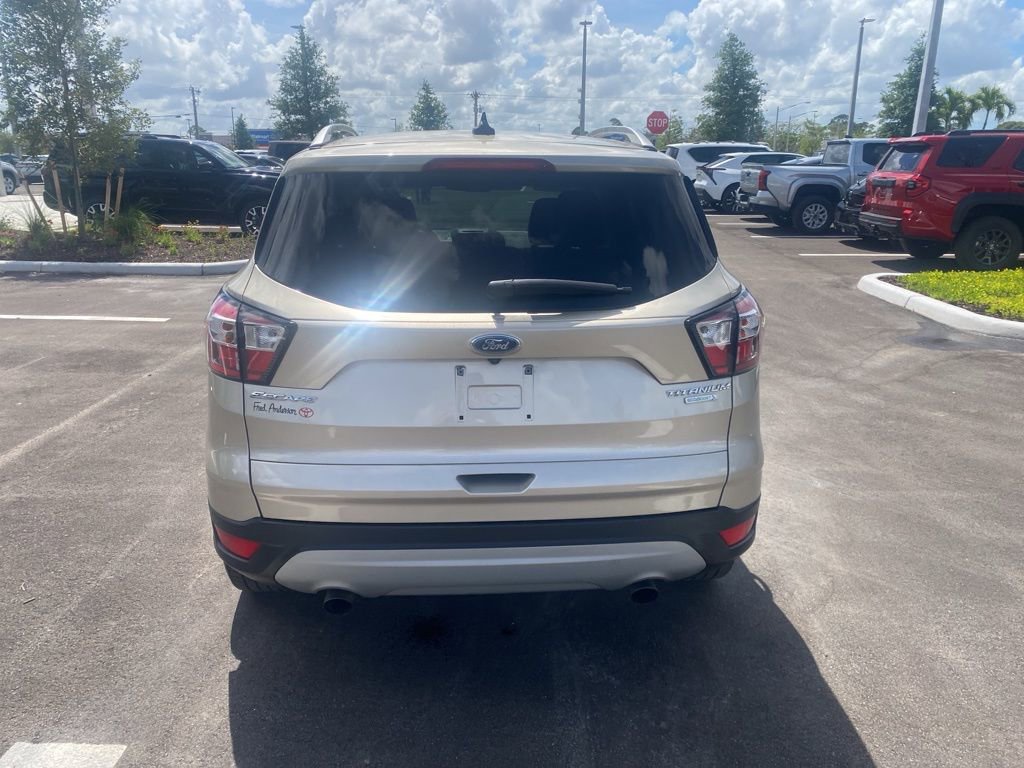 Used 2018 Ford Escape Titanium FWD image 4