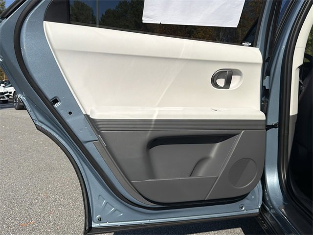 New 2026 Hyundai Ioniq 5 SE image 21