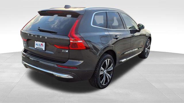 Used 2023 Volvo XC60 B5 Plus image 8