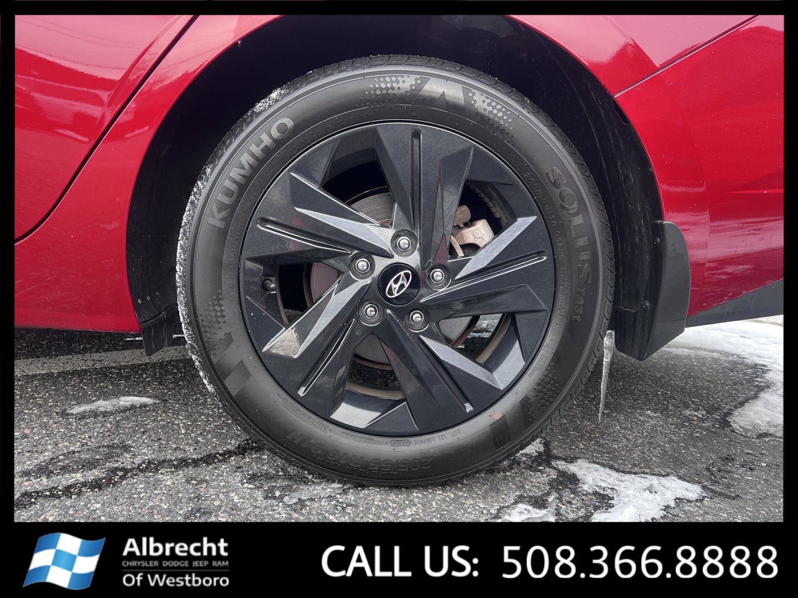 Used 2023 Hyundai Elantra SEL image 29