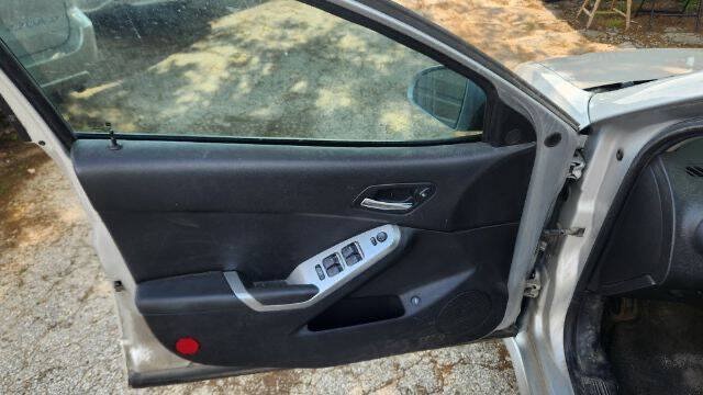 Used 2010 Pontiac G6 Sedan FWD image 7