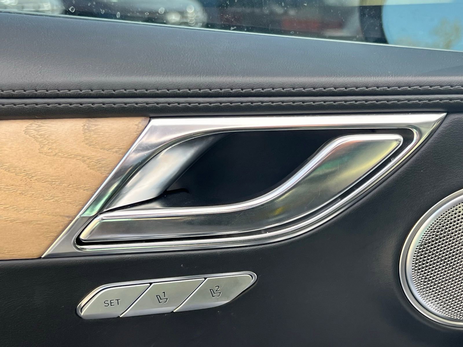 Used 2021 Genesis GV80 2.5T w/ Advanced Package 02 image 26