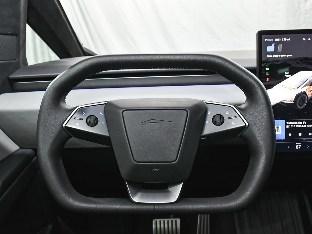 Used 2025 Tesla Cybertruck AWD Crew Cab image 38