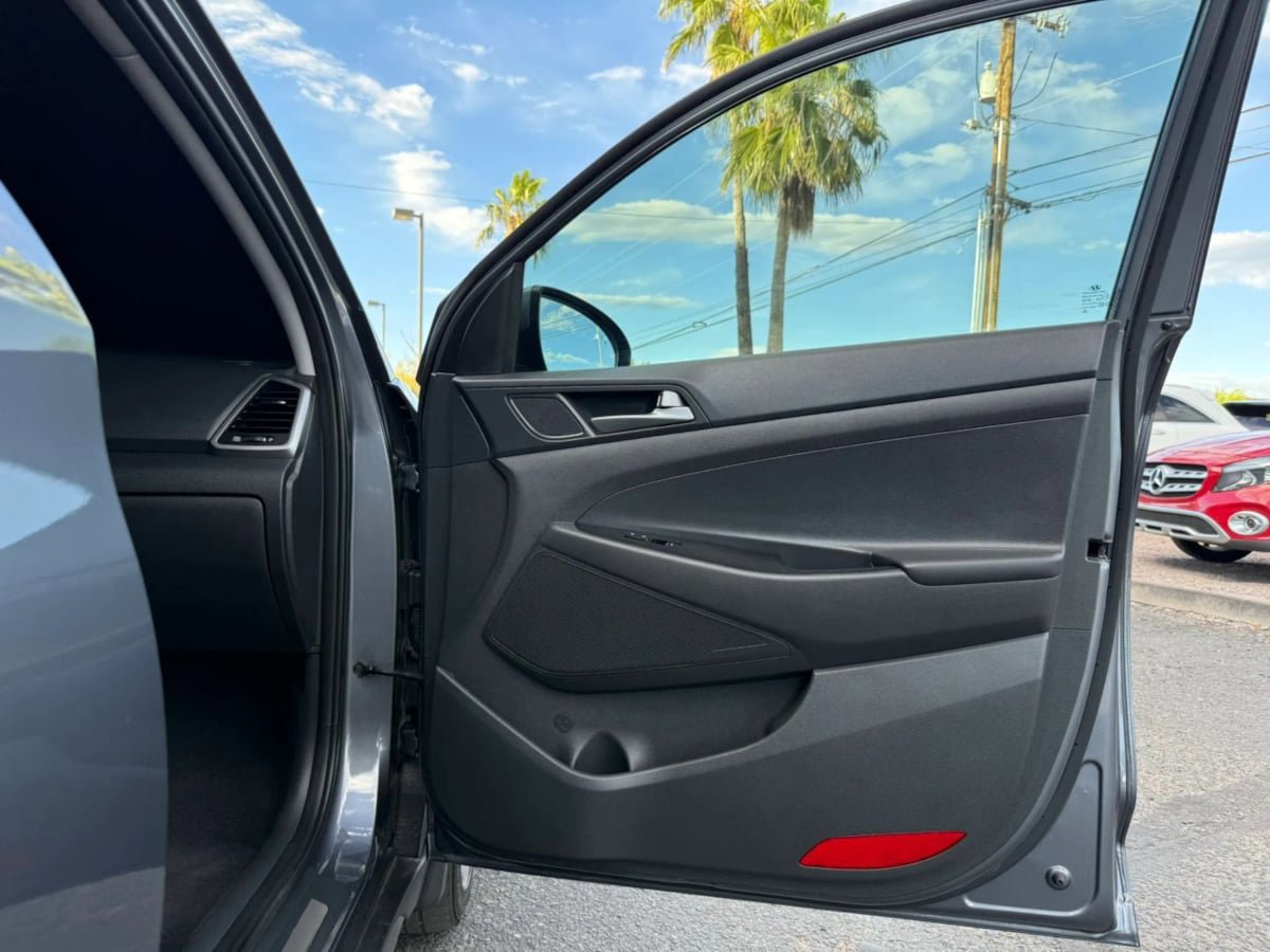 Used 2016 Hyundai Tucson Limited FWD image 33