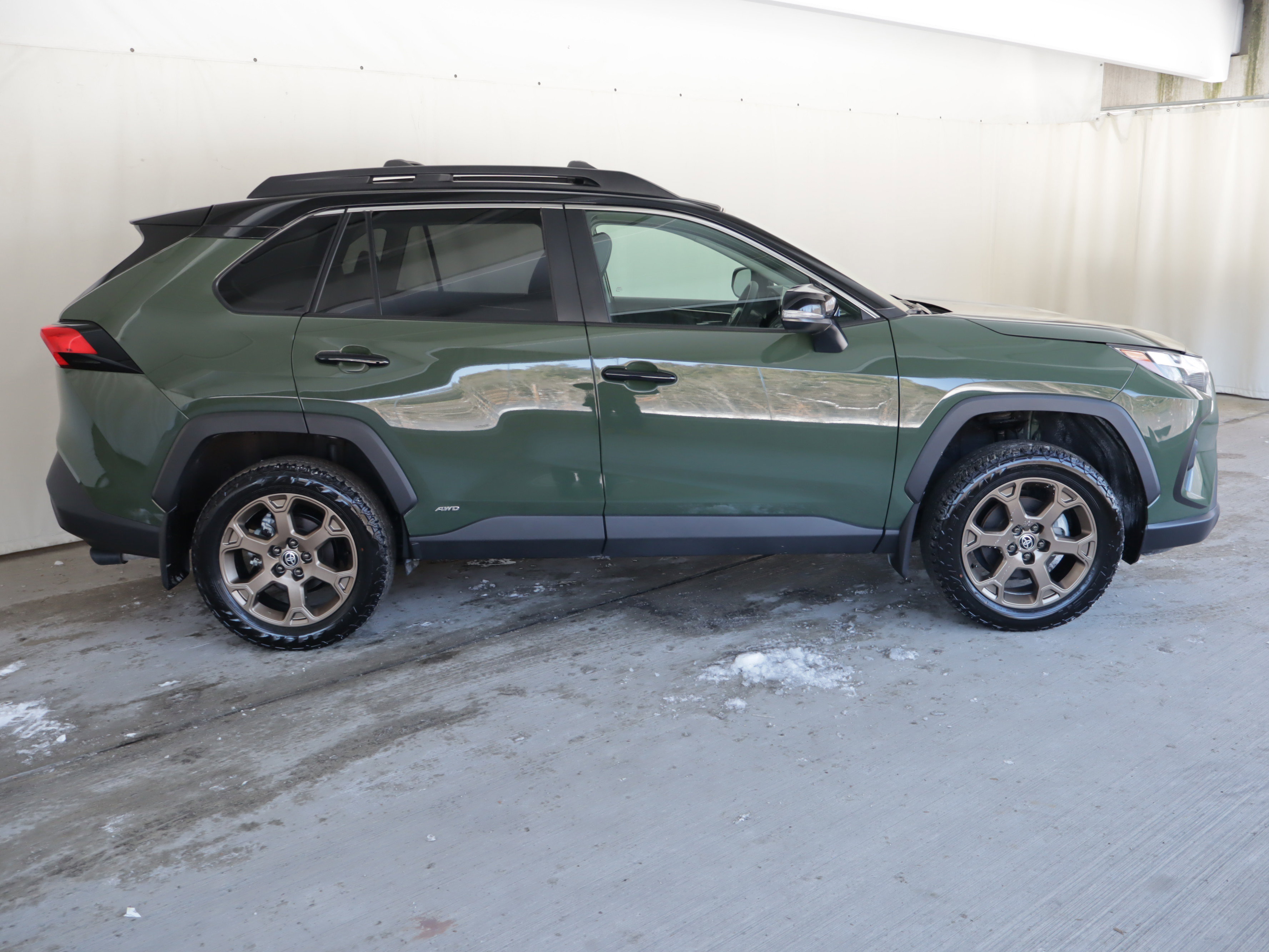 Used 2025 Toyota RAV4 Woodland Edition image 4