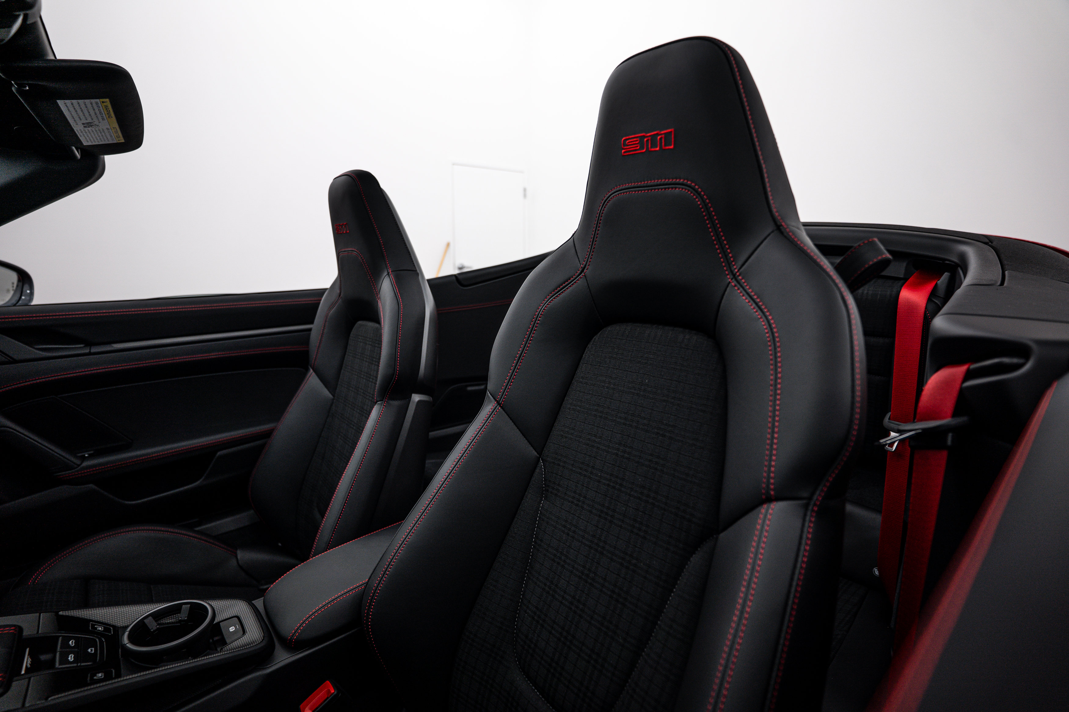 New 2026 Porsche 911 Carrera T RWD image 21
