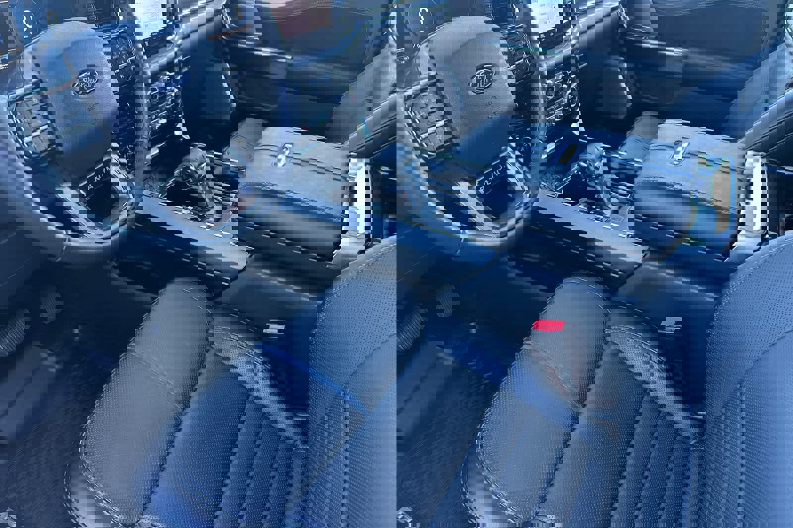 Certified 2024 Ford F150 Platinum w/ Equipment Group 702A High image 11