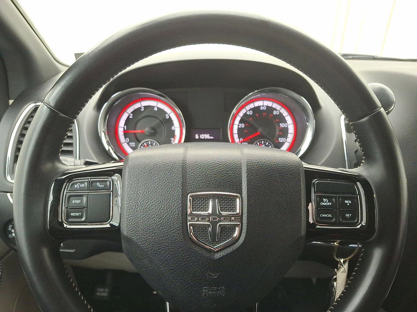 Used 2019 Dodge Grand Caravan SXT image 16