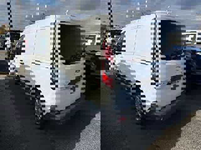Used 2014 Ford Transit Connect XLT image 3