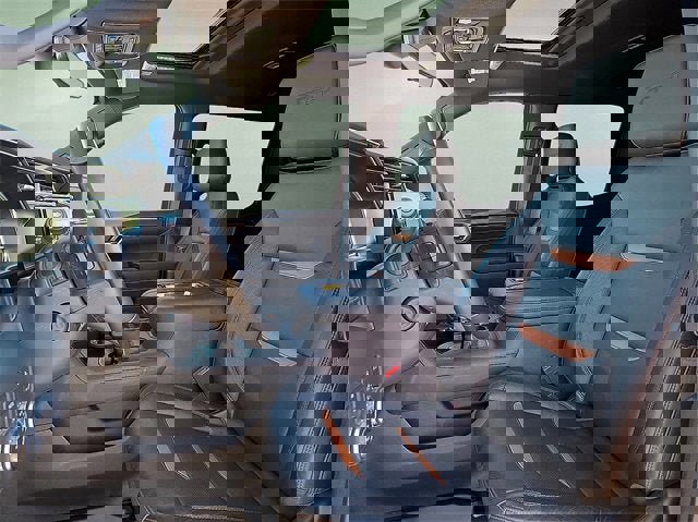 Certified 2022 GMC Sierra 1500 AT4 w/ AT4 Premium Package image 16