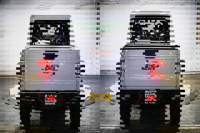 Used 2020 Jeep Gladiator Rubicon image 8