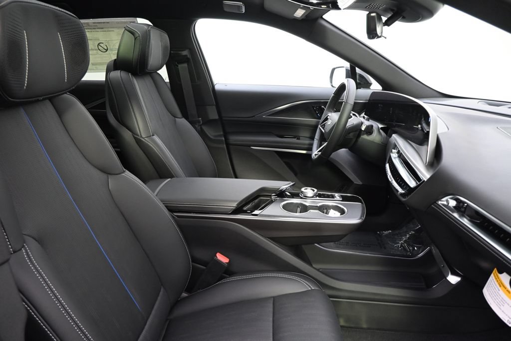 New 2026 Cadillac Lyriq Premium Sport w/ LPO, Floor Liner Package AWD/4WD image 16