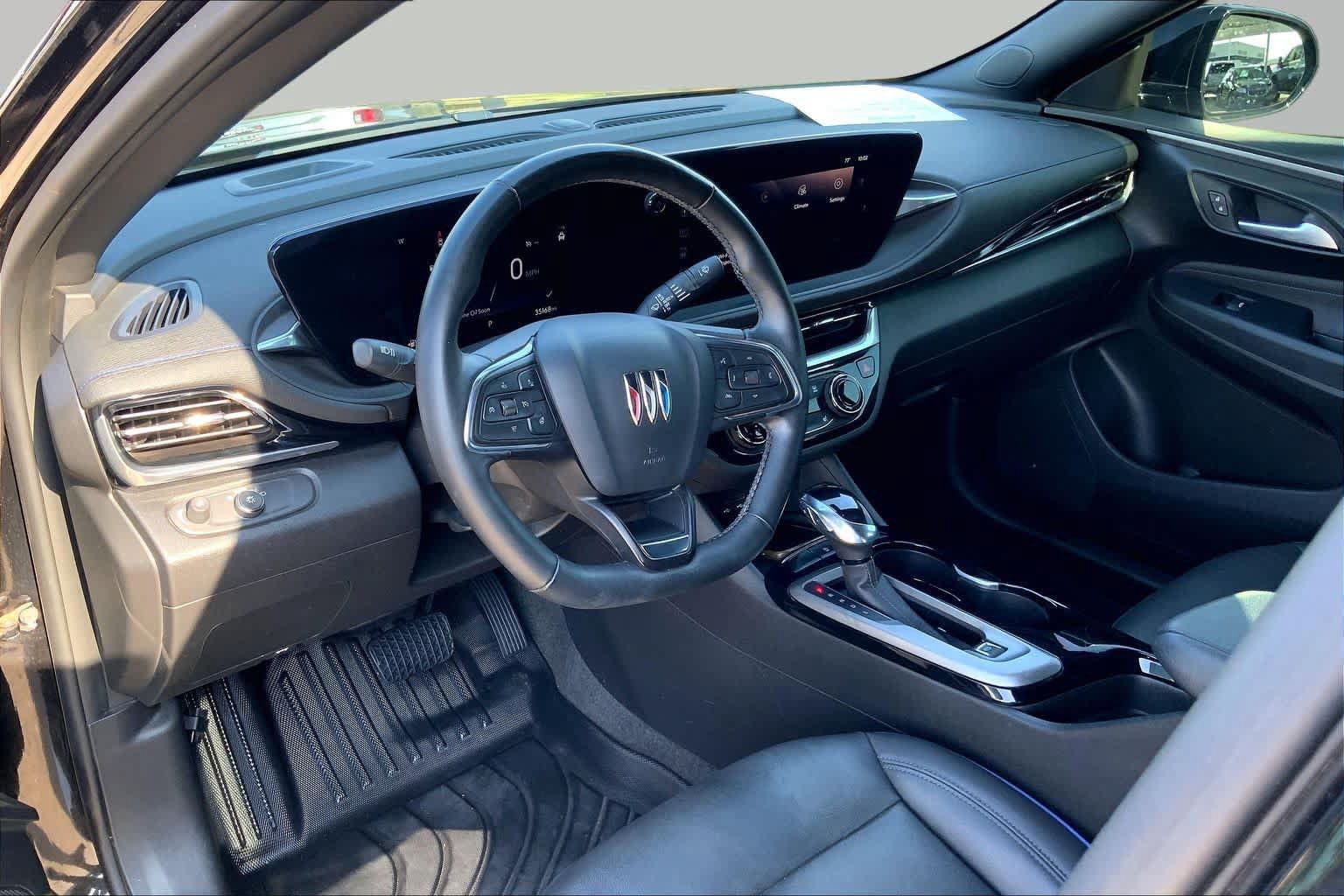 Used 2024 Buick Envista Sport Touring w/ Convenience I Package FWD image 15