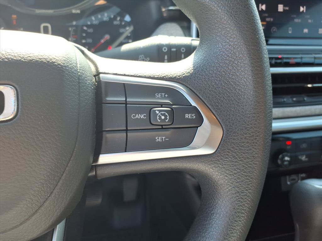 Used 2025 Jeep Compass Sport AWD/4WD image 19