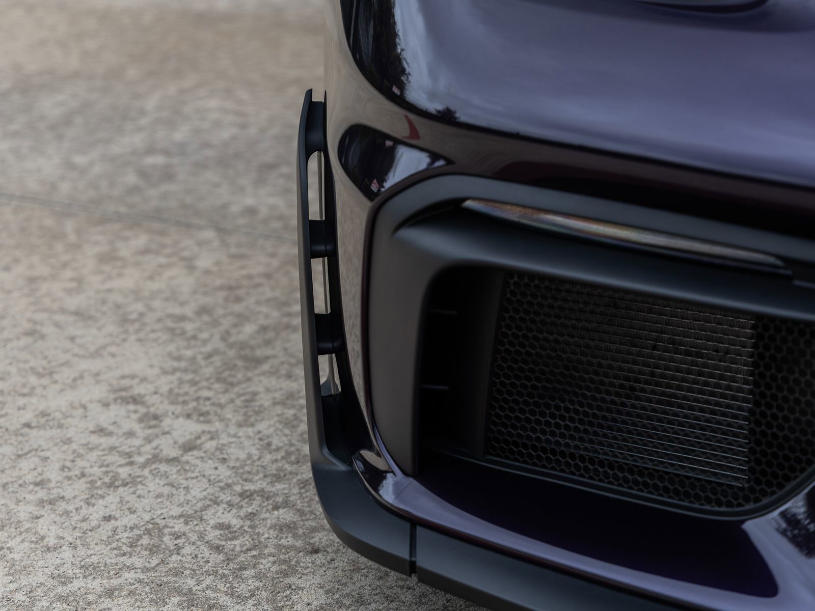 Certified 2025 Porsche 718 Cayman GT4 RS RWD image 34