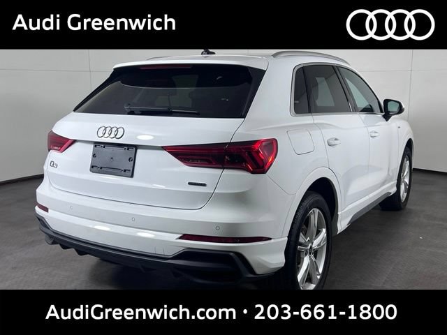 Used 2024 Audi Q3 2.0T Premium w/ Convenience Package AWD/4WD image 7