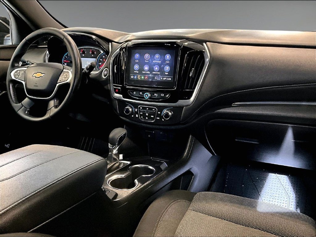 Used 2023 Chevrolet Traverse LT AWD/4WD image 14