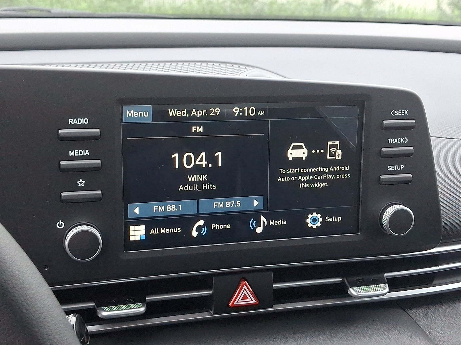New 2026 Hyundai Elantra SE FWD image 16