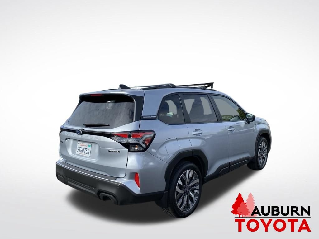Used 2025 Subaru Forester Touring AWD/4WD image 8