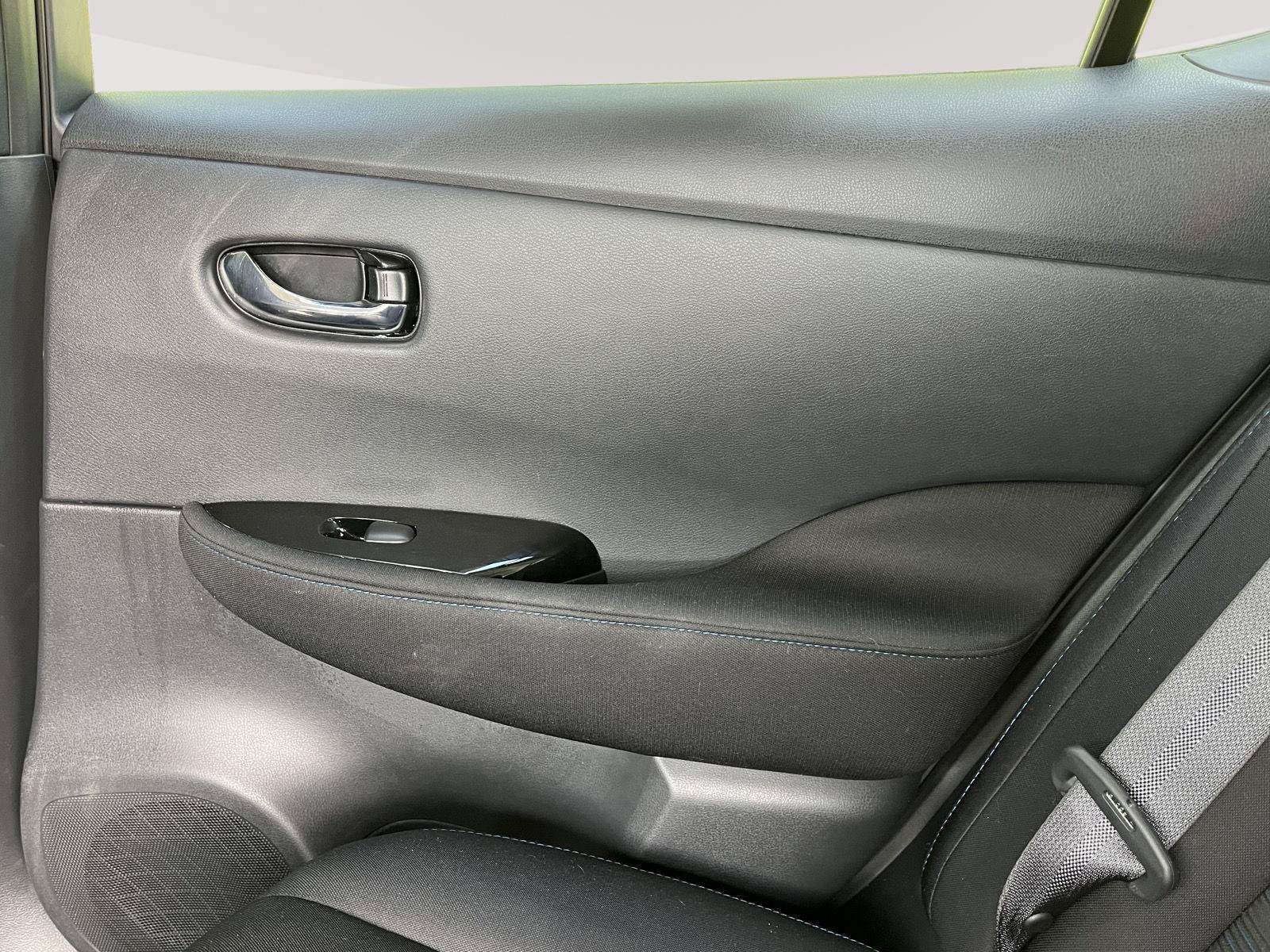 Certified 2025 Nissan Leaf SV Plus FWD image 15