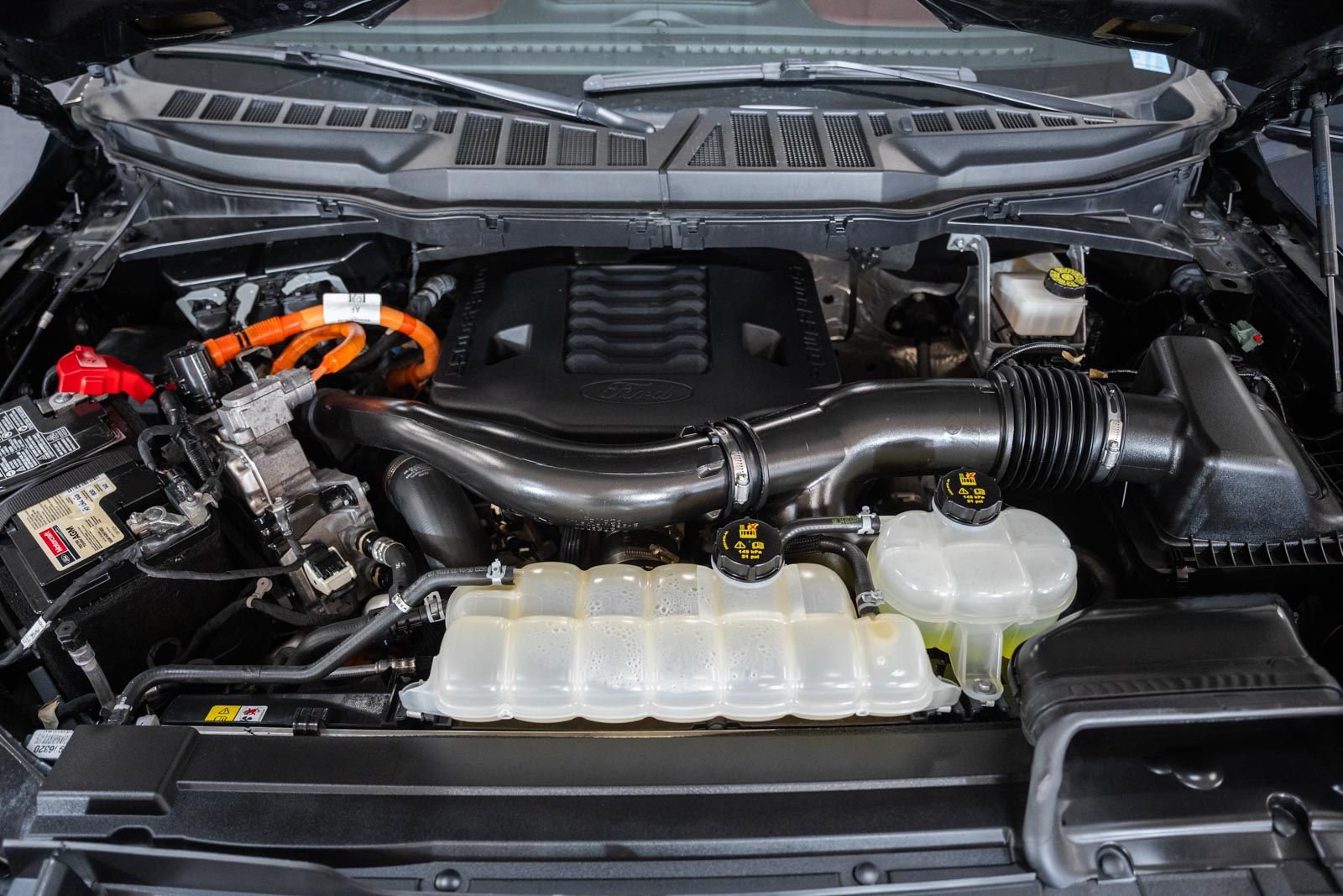 Used 2023 Ford F150 Lariat w/ Equipment Group 502A High image 19